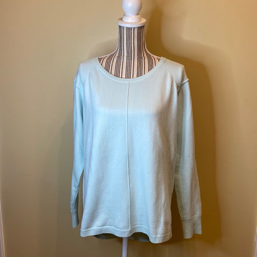 FRENCH Connection Sweater. Medium.  Mint green